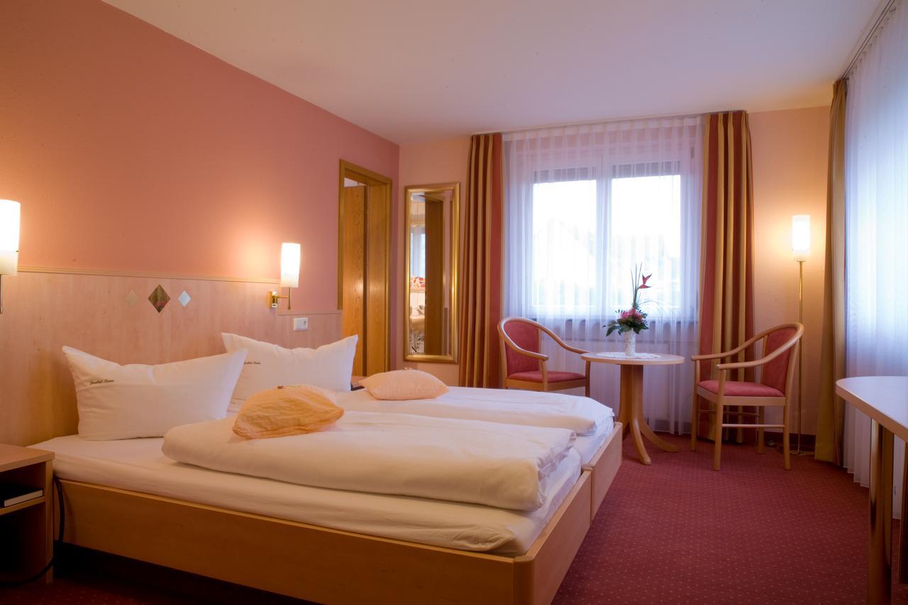 Gasthaus Hotel Kranz ラウフェンブルク エクステリア 写真